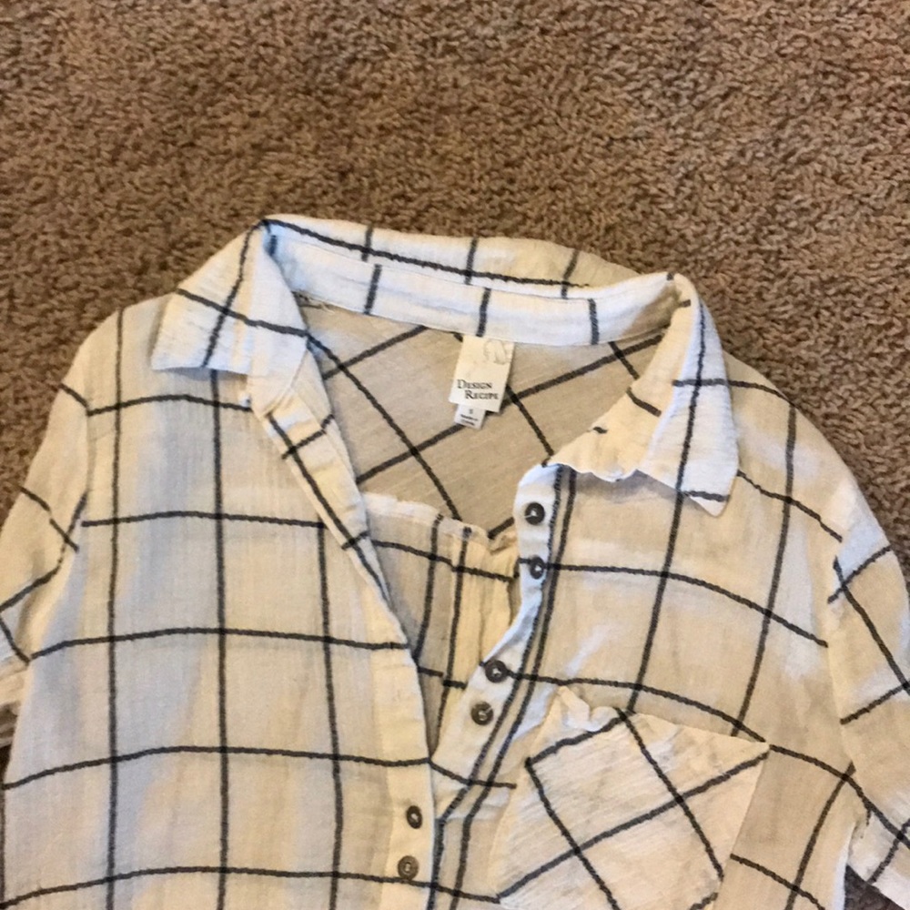 Button up top - Picture 2 of 4